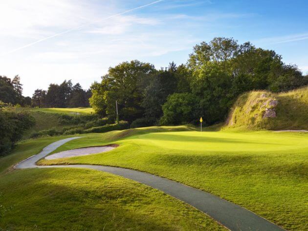 Long Ashton Golf Club - Digital Tee Screen Sponsorship